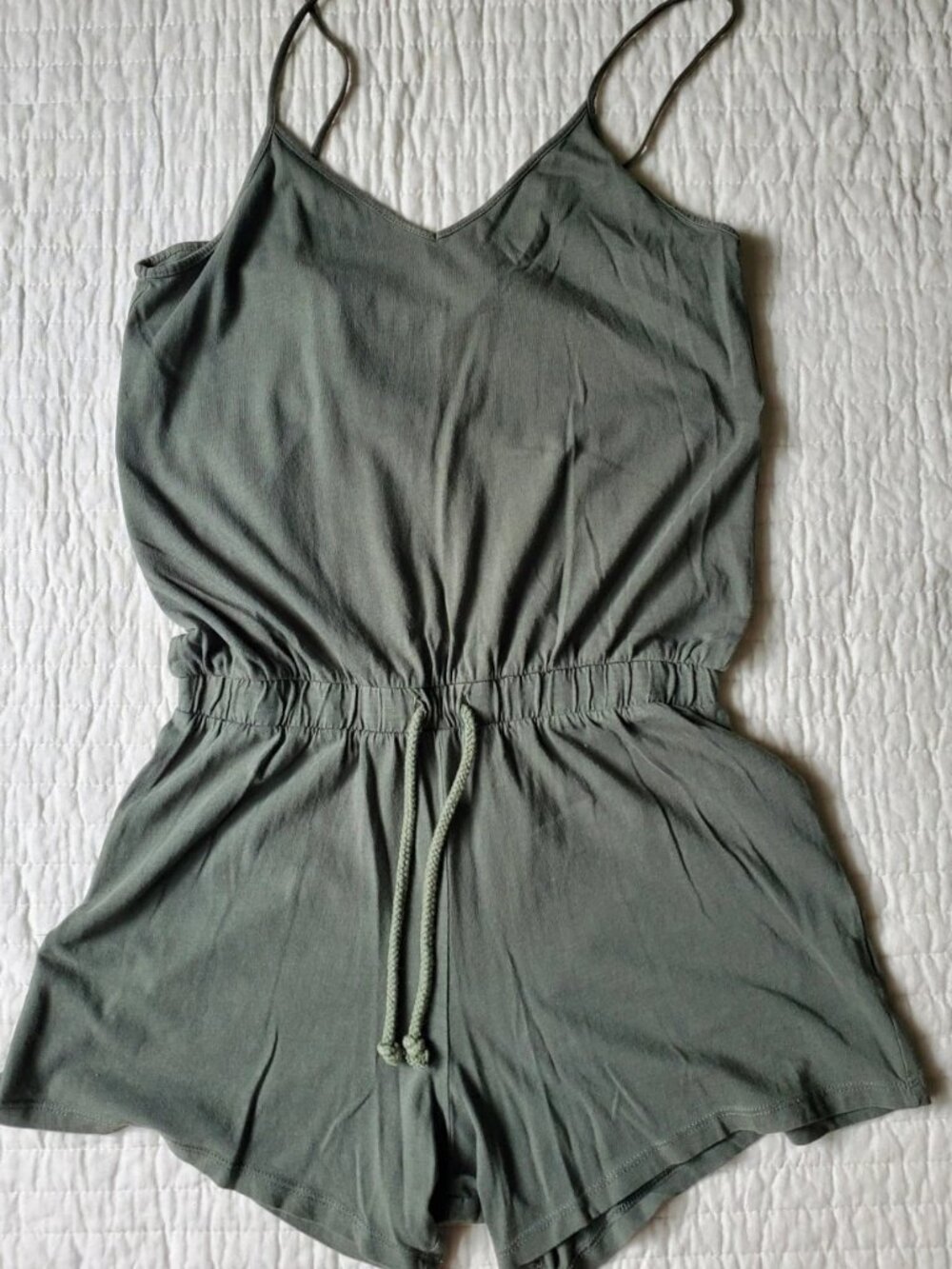 ATMOSPHERE ROMPER WOMEN SIZE 8 OLIVE GREEN SHORT SLEEVELESS DRAWSTRING